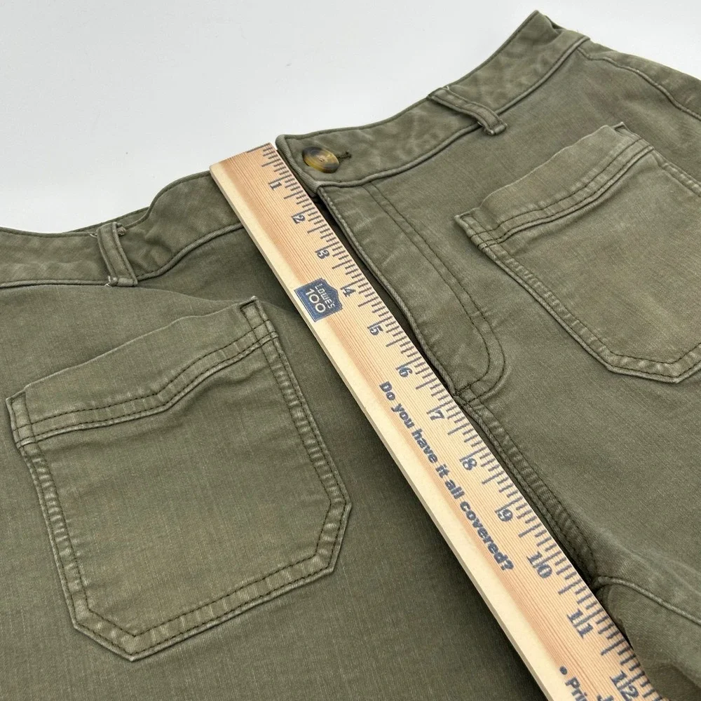 Simply Vera Vera Wang Womens Olive Green Utility Stretch Denim Shorts Size 8